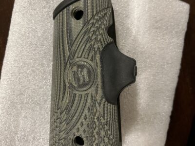 Crimson Trace LG-911 grips for 1911 compact