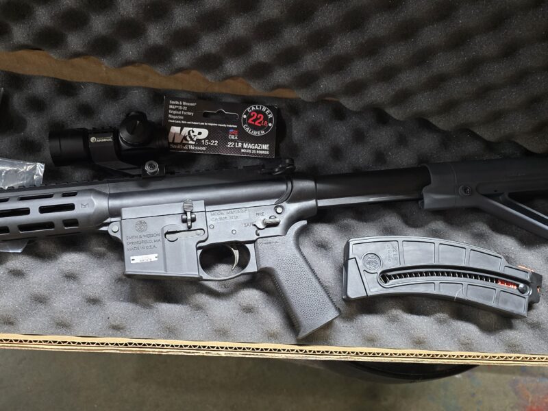 Smith & Wesson M&P 15-22 Gun