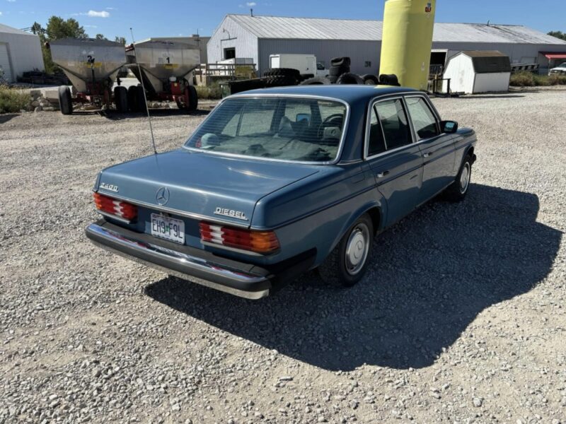 1977 Mercedes 240d (diesel)