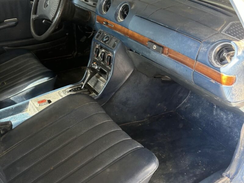 1977 Mercedes 240d (diesel)