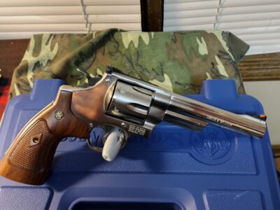 New S&W Model 57 6" Nickel. 41 mag