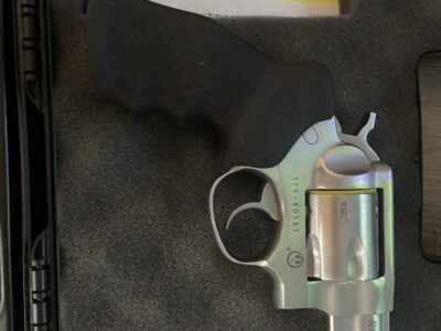 Like new ruger gp100