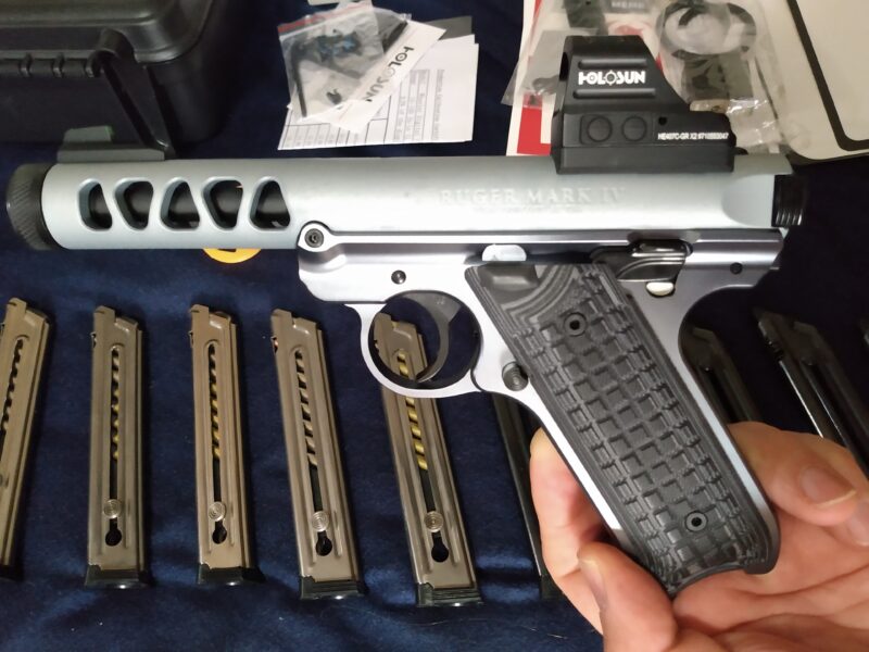 Ruger Mark IV Lite Talo Edition w/optic & 10 magazines