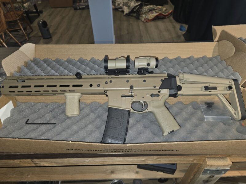 PSA jakl 5.56 14.5 inch barrel w/ romeo 7 optic, Juliet magnifier, bag and 7 magazines