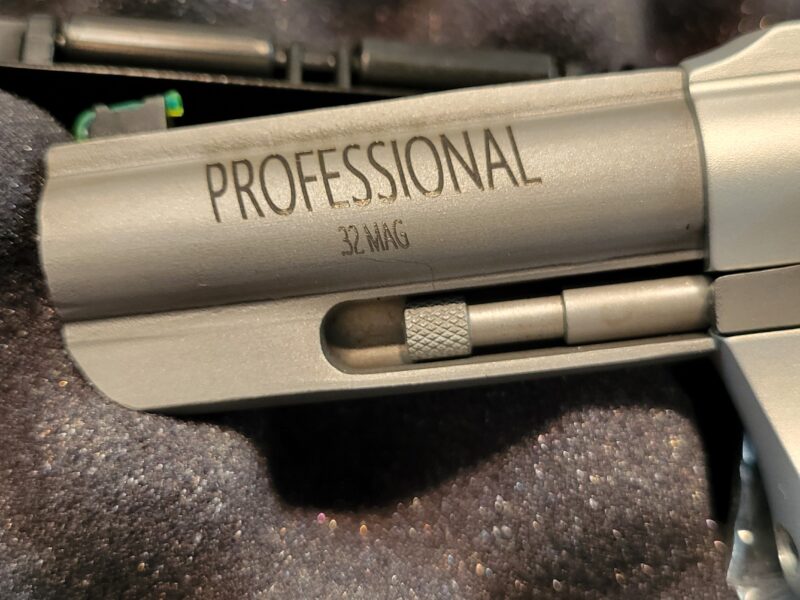 Charter Arms Professional 32 Mag