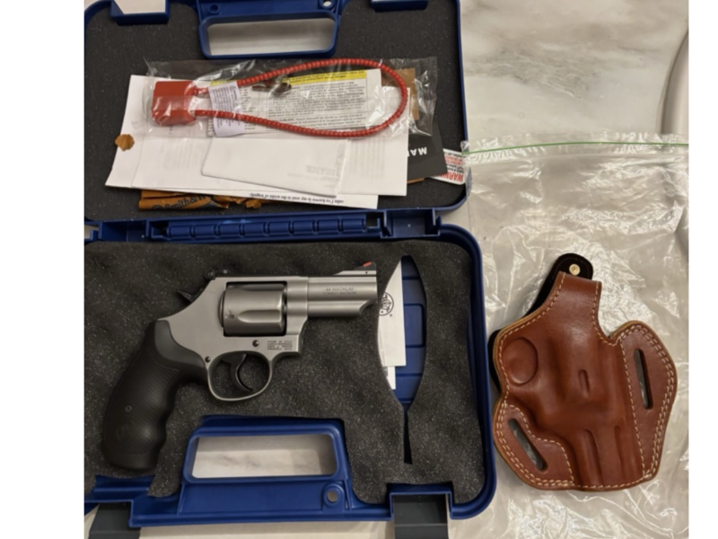 S/W mod 69 in mint condition holster is brand new