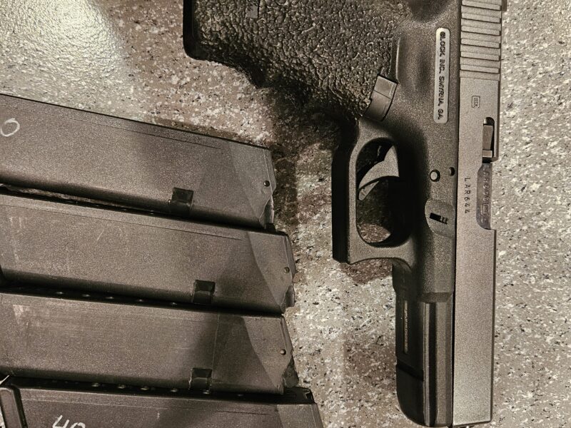 Glock 22 gen 3 .40 cal