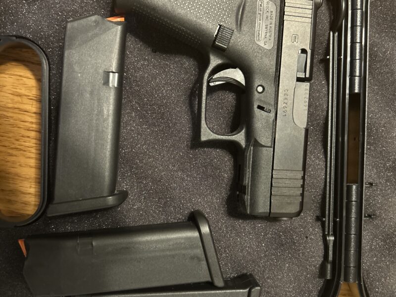 Glock 43X MOS 3 mags, night vision sights