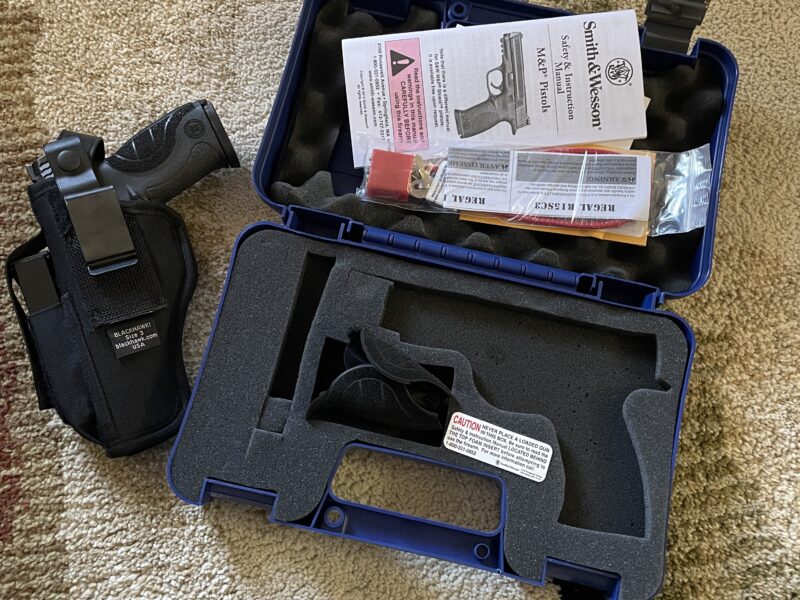 Smith & Wesson M&P Pro Series 40 caliber SW