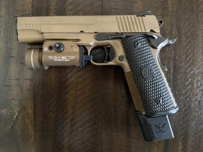 Sig Emperor Scorpion + Ammo