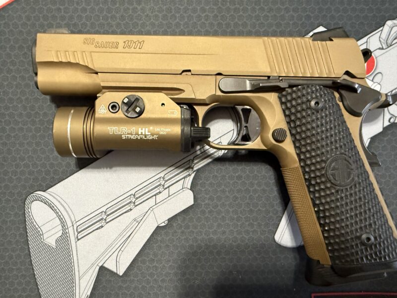 Sig Emperor Scorpion + Ammo