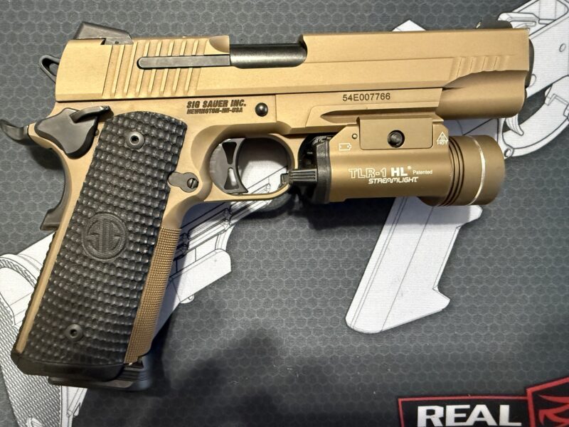 Sig Emperor Scorpion + Ammo