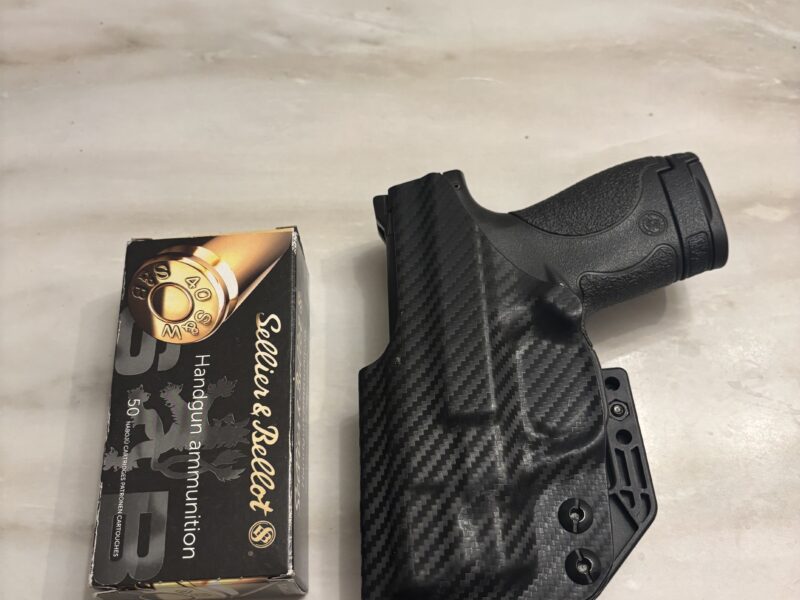 S/W 40 cal with accessories dropped price 400