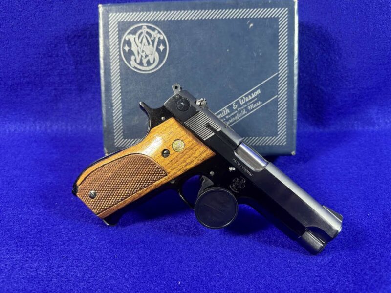 Smith & Wesson Model 39-2 9mm