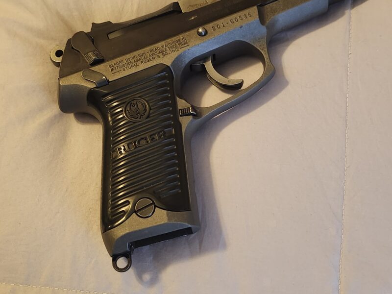 1989 ruger p89 9mm. With case. Trades welcome