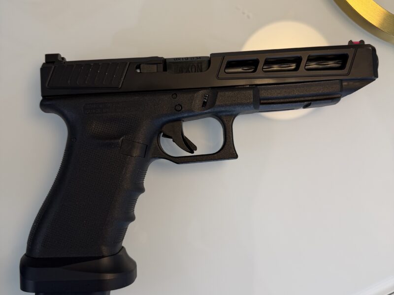 Rare, custom, Glock 34 Gen 3 RTF2