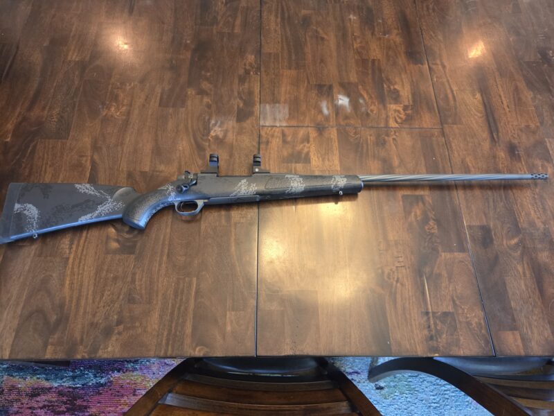 Weatherby Mark V Live Wild in 280 Ackley