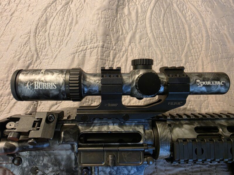 Rare "skulls' Stag Arms AR-15